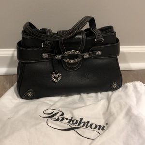 Brighton Vintage women’s handbag auth black leather with silver embellishments
